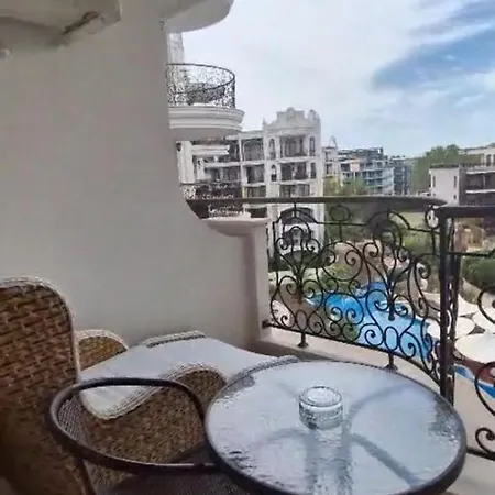 Harmony Monte Carlo Poolblick & 아파트 써니비치