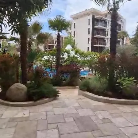 Harmony Monte Carlo Poolblick & 써니비치