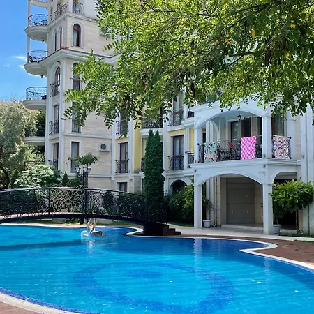 Harmony Monte Carlo Poolblick & 아파트 *